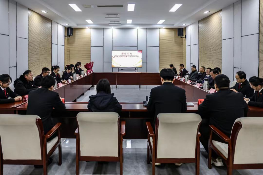 ���ݻ����ģ�н�����ഫ������ׯ��ỳ�������Ժ2025����������̸��