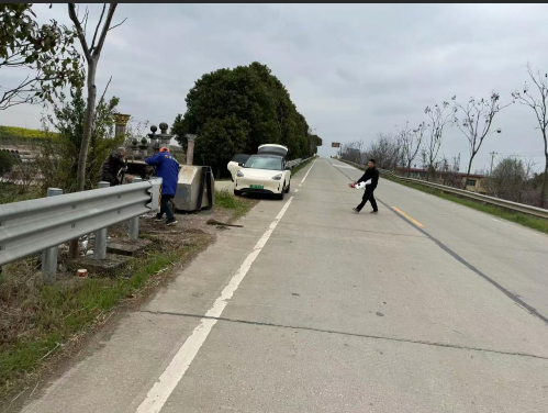 ��ɽ��Ǯ������  �ں����Ż��� �������ܴٷ�չ